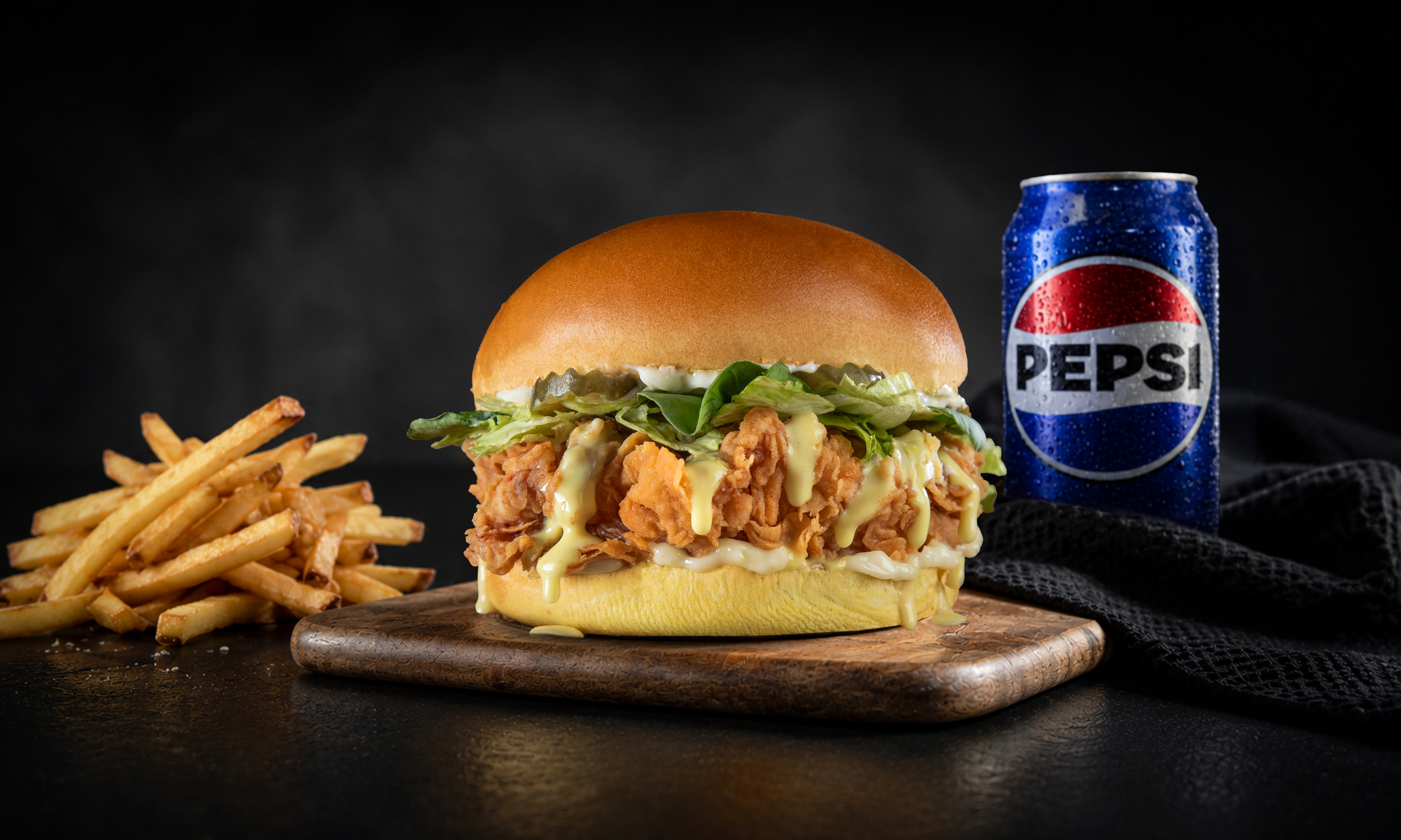 DOUBLE CRUNCH BURGER MEAL